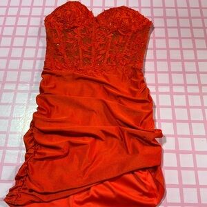 Elegant Red Strapless homecoming Dress
